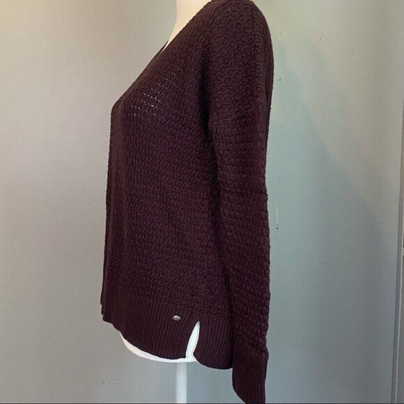 AMERICAN EAGLE OUTFITTERS AE Burgundy Red Knit Wool Sweater Women’s Small - Picture 2 of 8